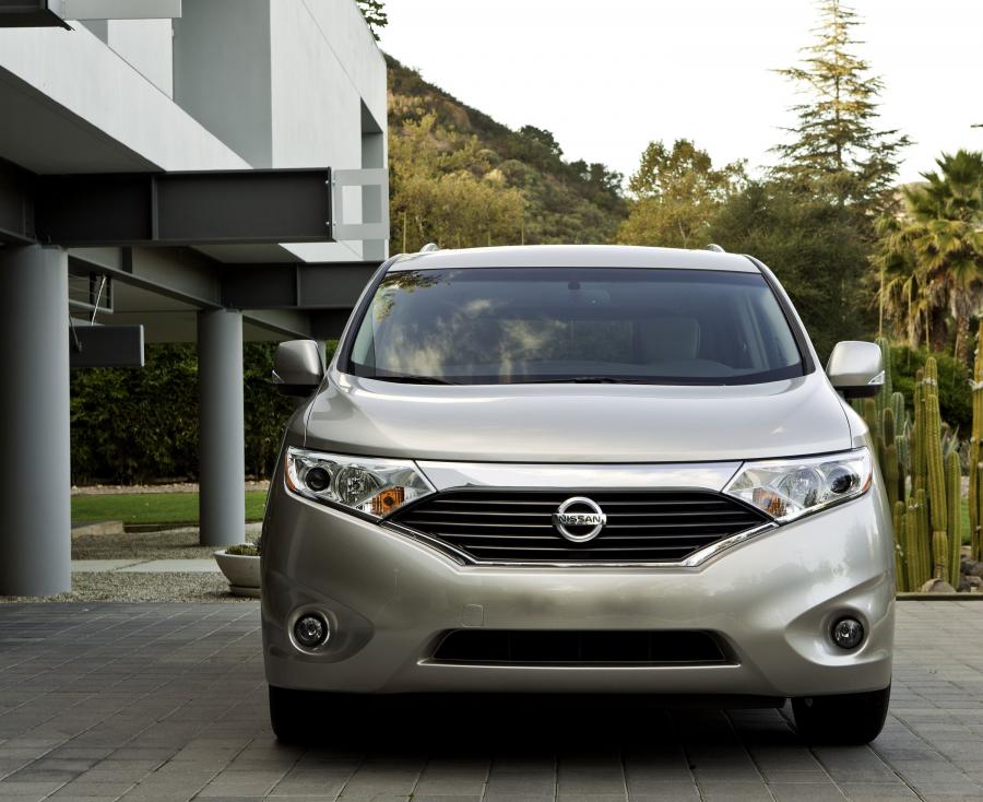  Nissan Quest 2011 года  (фото 22 из 32)